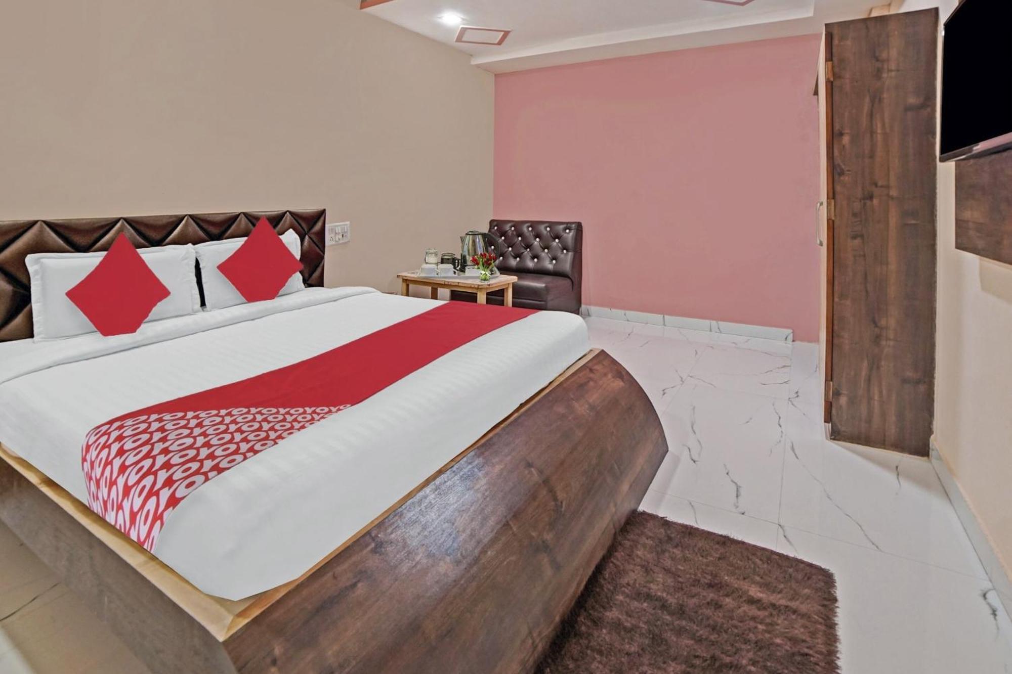 Hotel O Sandeep Райпур Екстер'єр фото